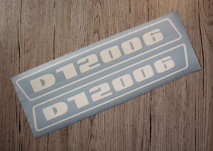 Deutz D12006 Aufkleber weiss