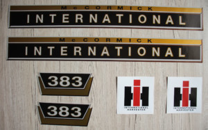 IHC International 383 Aufkleber gold klein