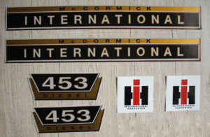 IHC International 453 Aufkleber gold groß