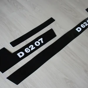 Deutz D6207 Aufkleber – schwarz / weiß (ohne Rahmen)
